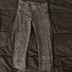 Lulu lemon crop leggings